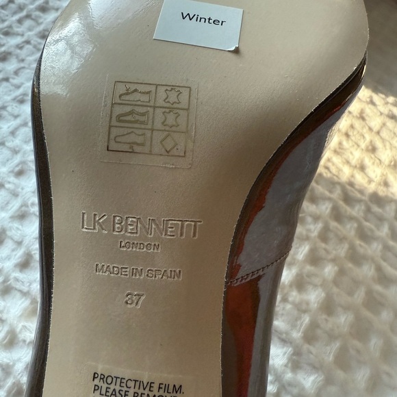 LK Bennett Gold Mary Jane Block Heels Size 37 US 7 NWOB - Picture 8 of 9